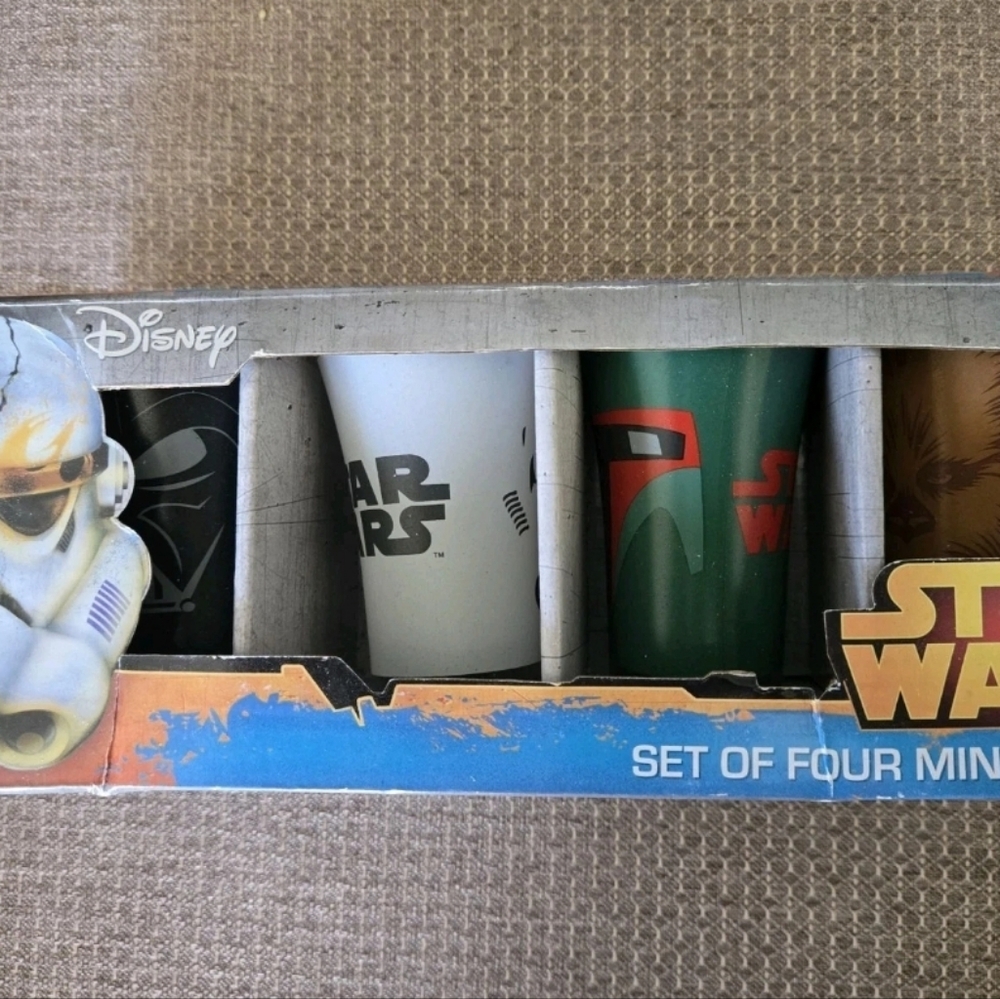 Disney Star Wars Character Mini Glass Set - Black, White, Green, Brown